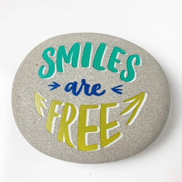 Office Decor Smiles Are Free Oval Paperweight. - Picture 1 of 3